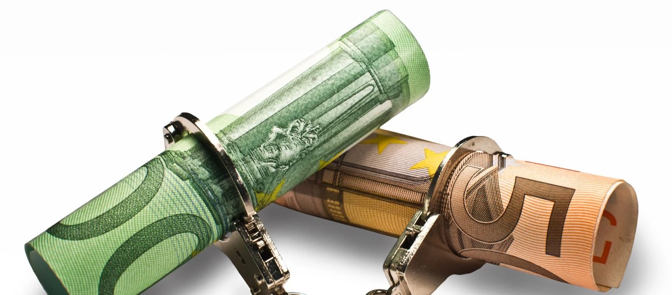 Ένωση Εργαζομένων Καταναλωτών: «Οι τράπεζες προχωρούν σε παράνομες δεσμεύσεις λογαριασμών» - Ποιες εξαιρούνται